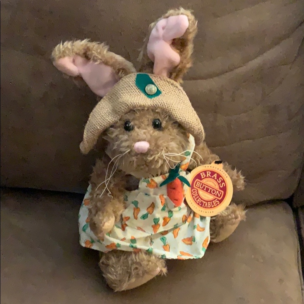 Brass Button Collectable Hare